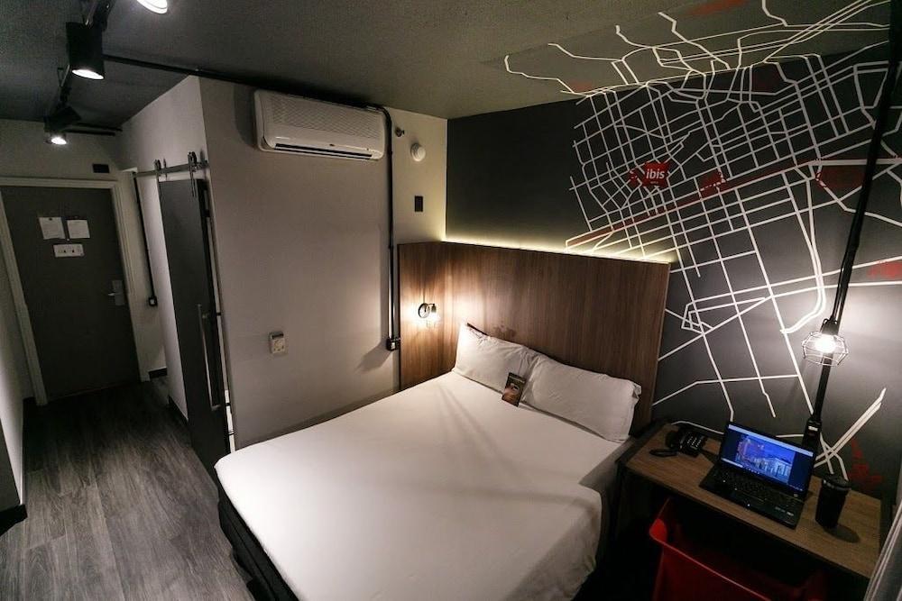 Hotel Ibis Curitiba Batel Extérieur photo
