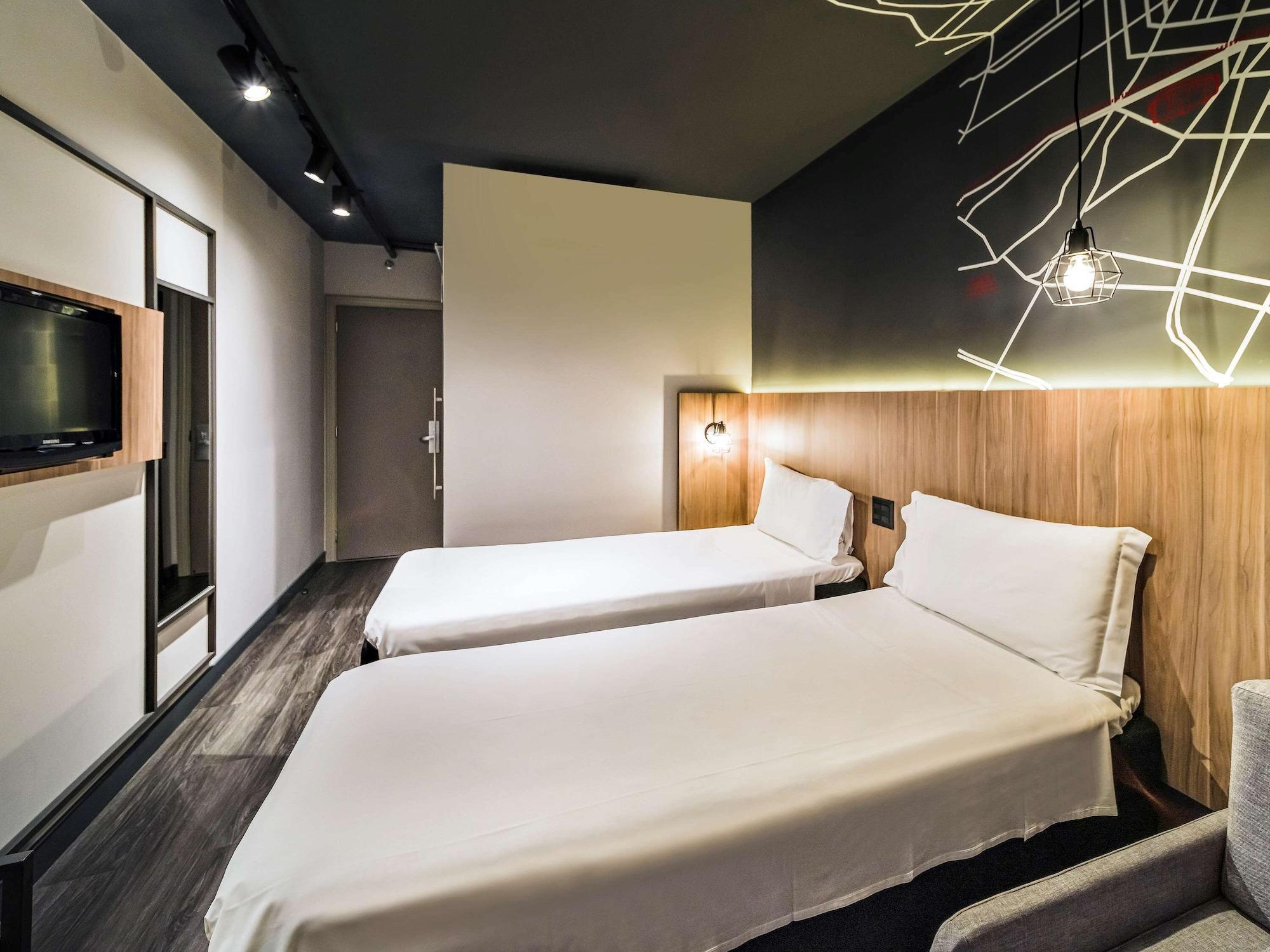 Hotel Ibis Curitiba Batel Extérieur photo