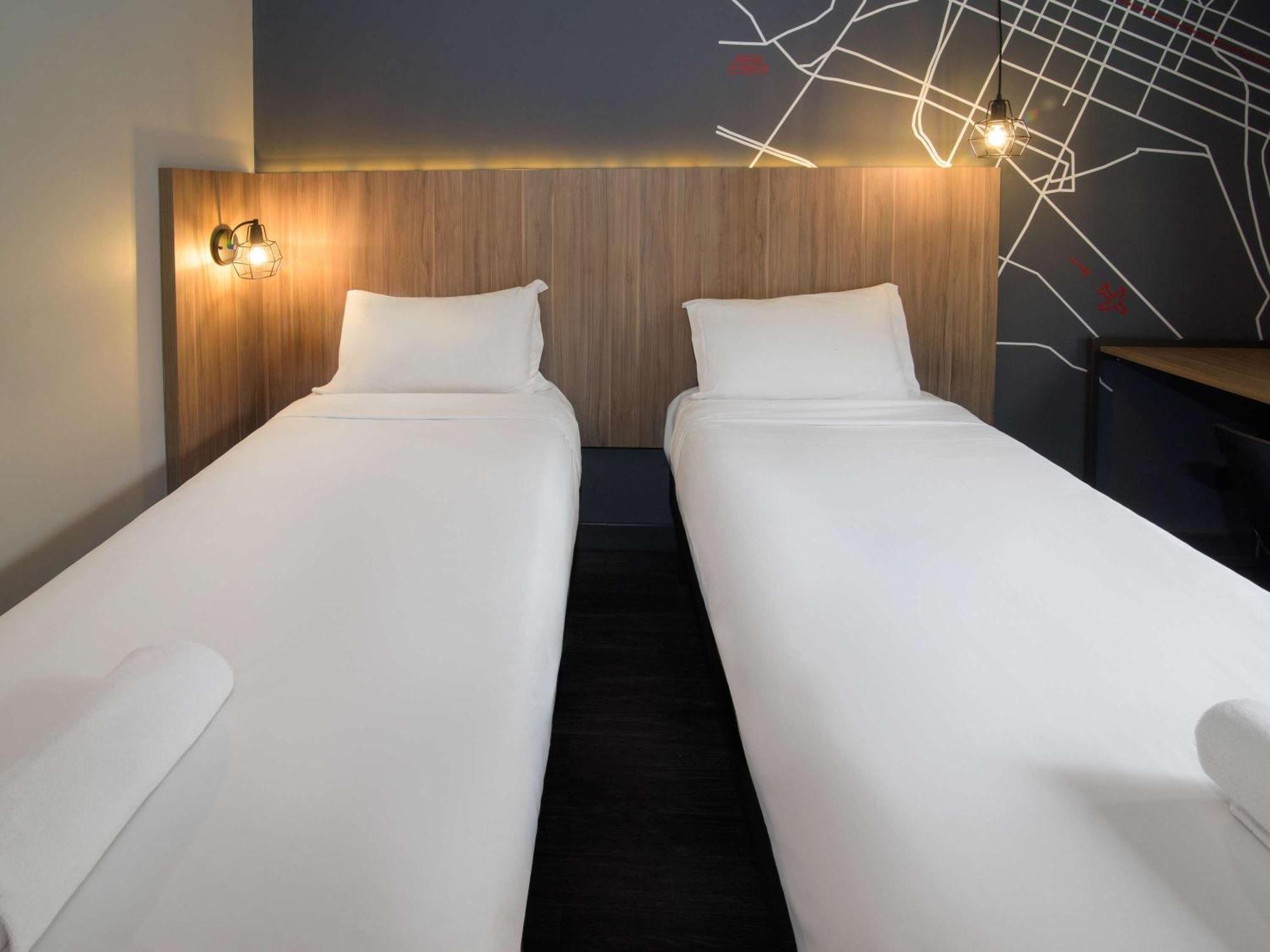 Hotel Ibis Curitiba Batel Extérieur photo